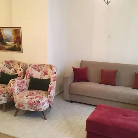 Apartment Sahil Bandina 100 Mt Site Icinde 2+1 Daire Fethiye