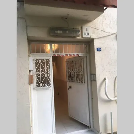 아파트 Sahil Bandina 100 Mt Site Icinde 2+1 Daire 페티예